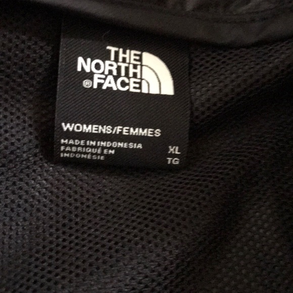 Sold ✅NORTH FACE 🏔Women hooded jacket athletic - Picture 9 of 12